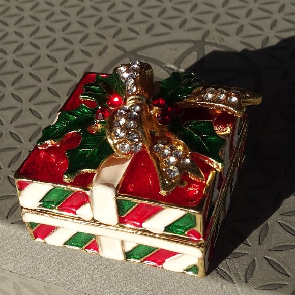 Xmas Mini Present shaped Trinket Box - Picture 2 of 7